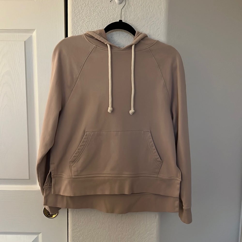 Universal Thread Beige Neutral Hooded Sweatshirt 🌺🌸🌷